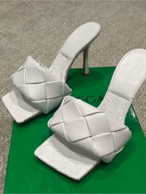 Bottega Veneta White Padded Leather Slide Mules